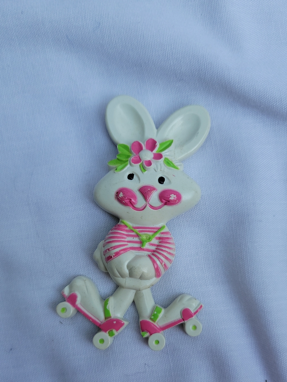 Vintage Avon Cream Rapid Rabbit Roller Skating Pin Perfume Glace